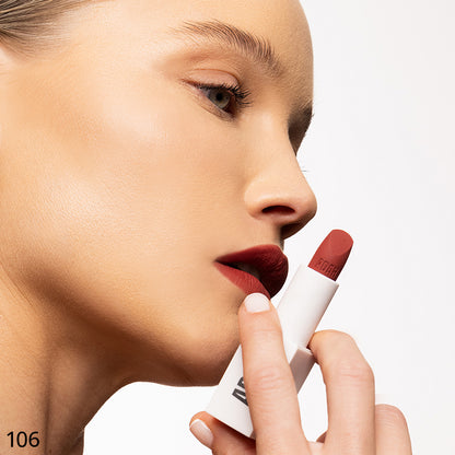 שפתון לחות לאישה גוון 106MATTE WHISPER