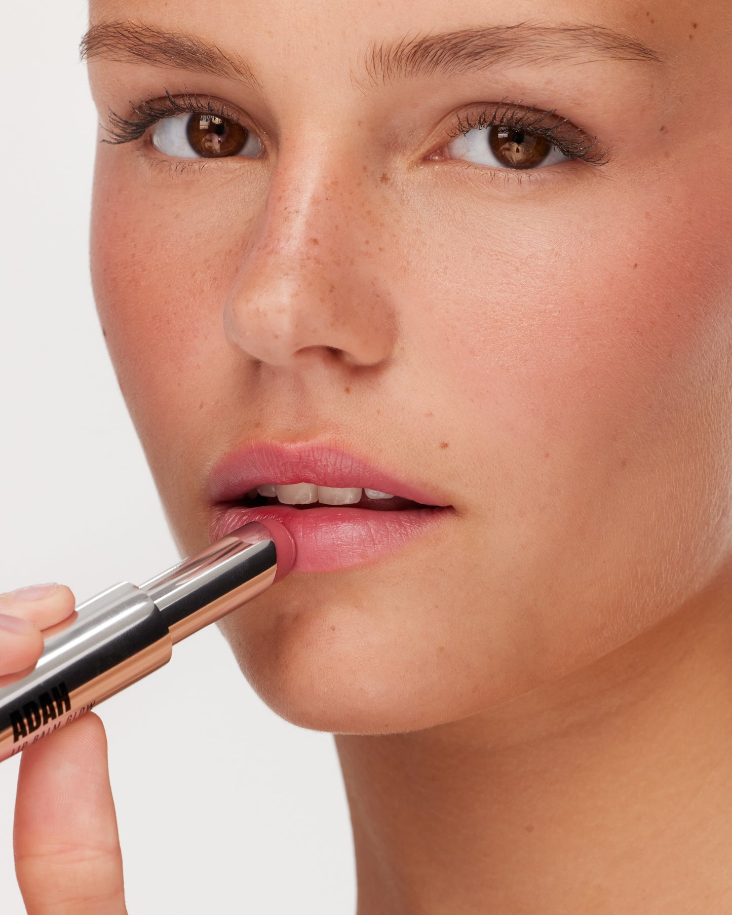 LIP BALM GLOW