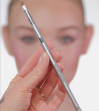 BRUSH NO 9