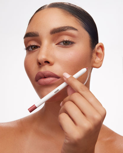 LONG LASTING LIP PENCIL